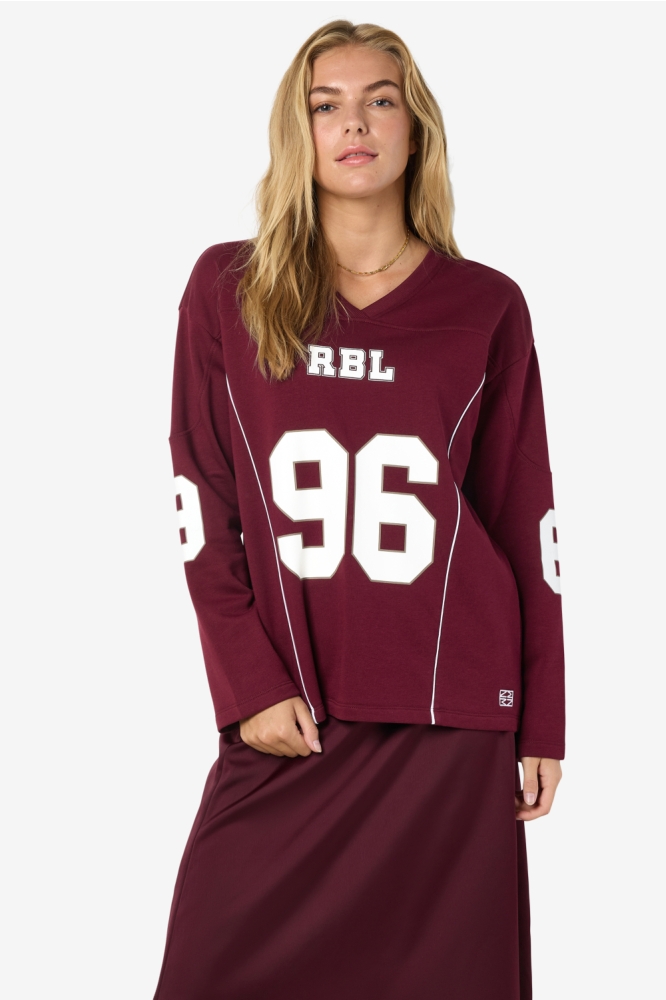 Noisy may bordeaux dames sweater | Model vooraanzicht