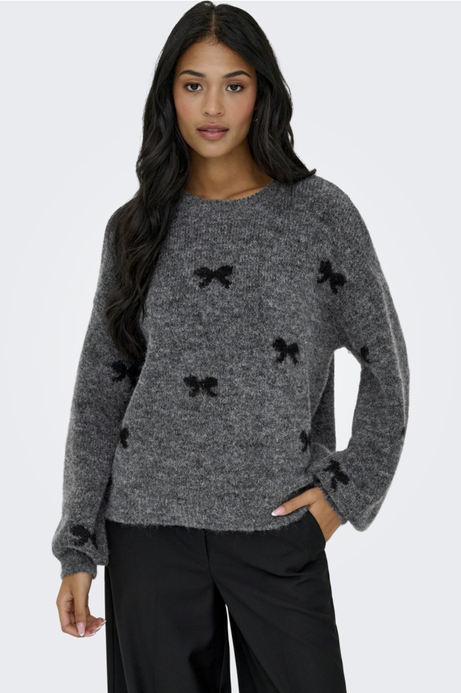 Only grijze dames trui | Model vooraanzicht