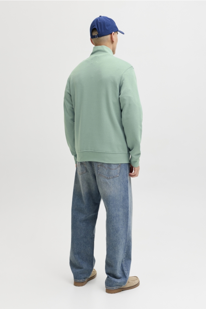 Jack & Jones groene heren sweater | Model