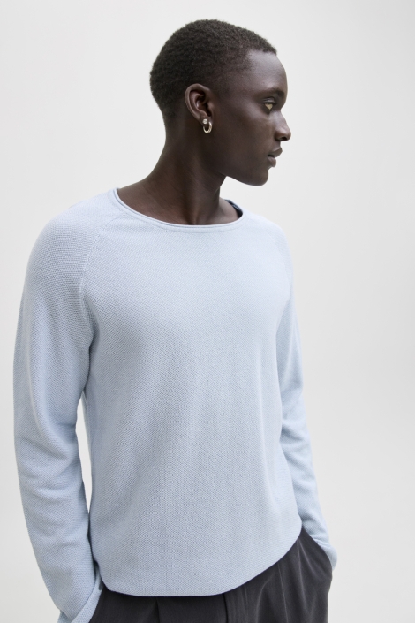 Jack & Jones blauwe heren trui | Model achteraanzicht