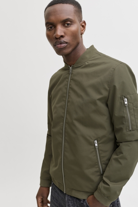 Jack & Jones groene heren jas | Model vooraanzicht