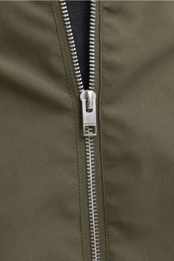 Jack & Jones groene heren jas | Close up