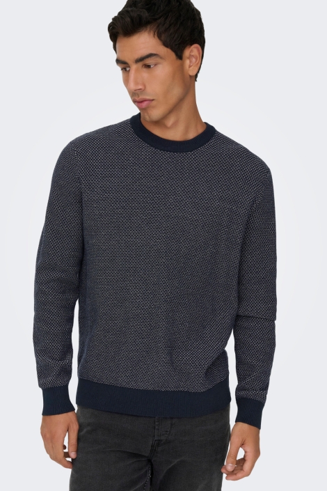 Only & Sons blauwe heren trui | Model vooraanzicht