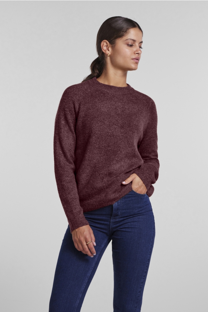 Pieces bordeaux dames trui | Model vooraanzicht