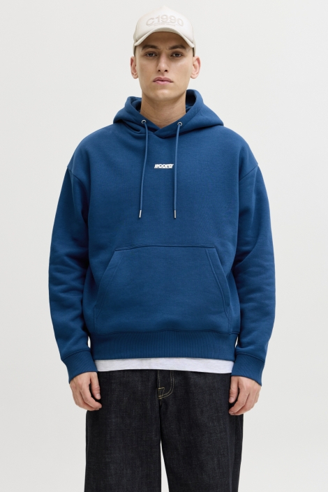 Jack & Jones blauwe heren sweater | Model vooraanzicht