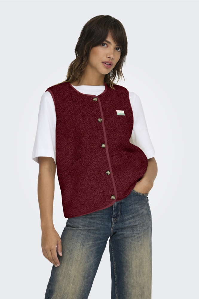 Only bordeaux dames gilet | Model vooraanzicht