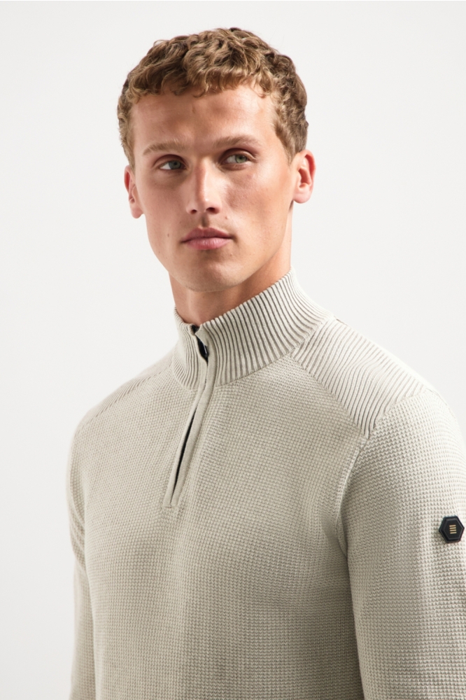 NO-EXCESS ecru heren trui | Close up