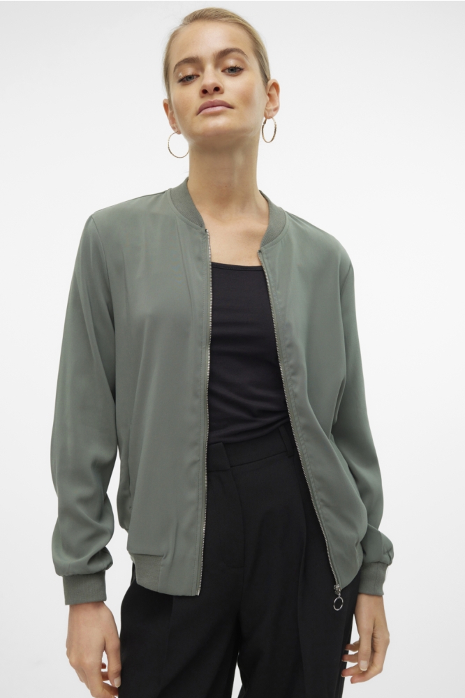 Vero Moda groene dames jas | Model