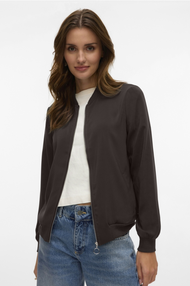Vero Moda bruine dames jas | Model