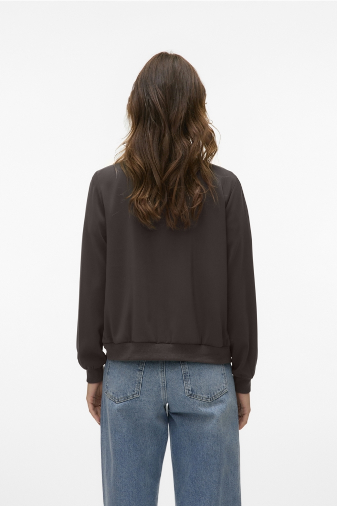 Vero Moda bruine dames jas | Model achteraanzicht