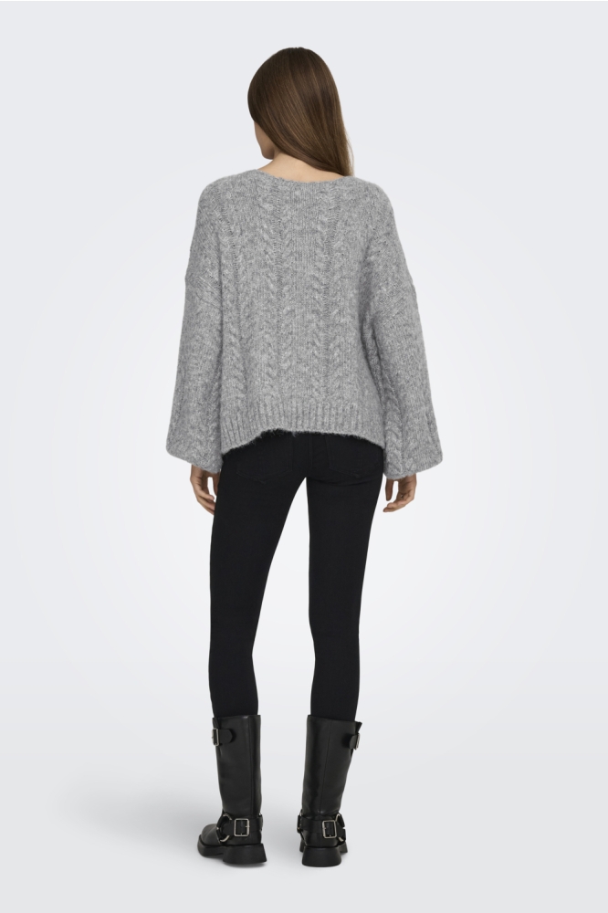 Only grijze dames trui | Model achteraanzicht
