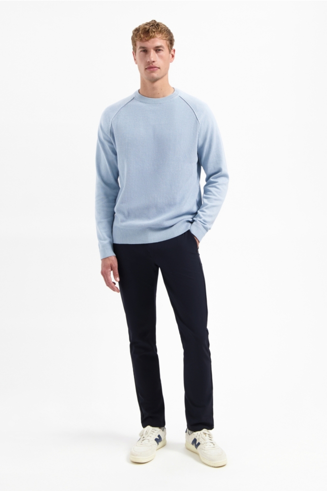 NO-EXCESS blauwe heren trui | Model