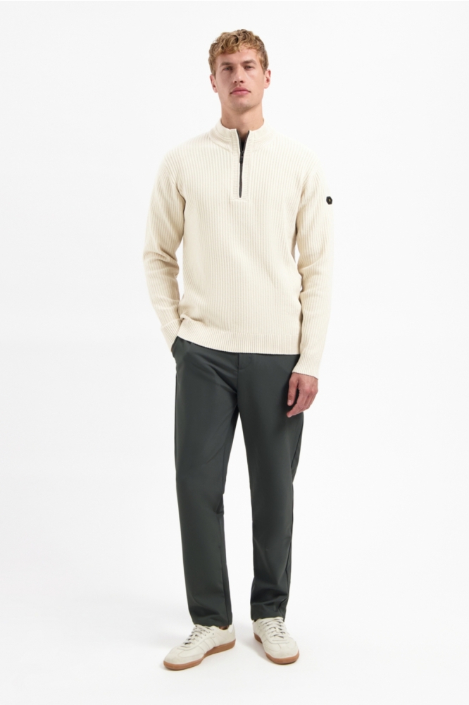 NO-EXCESS beige heren trui | Model