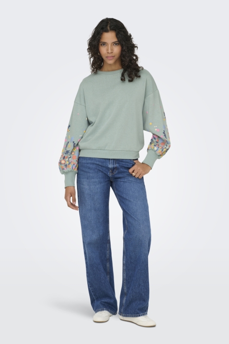 Only groene dames sweater | Model
