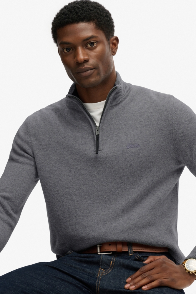 Superdry grijze heren trui | Close up