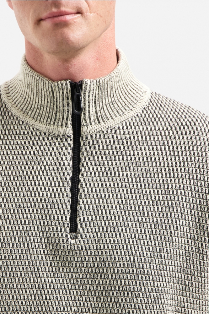 NO-EXCESS grijze heren trui | Close up