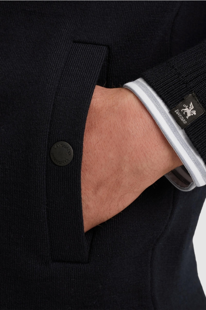 Vanguard blauwe heren vest | Close up