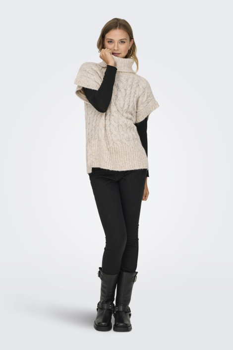 Only beige dames trui | Model vooraanzicht