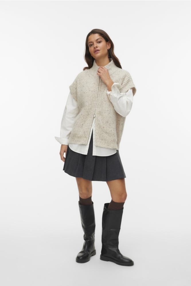 Vero Moda beige dames gilet | Model