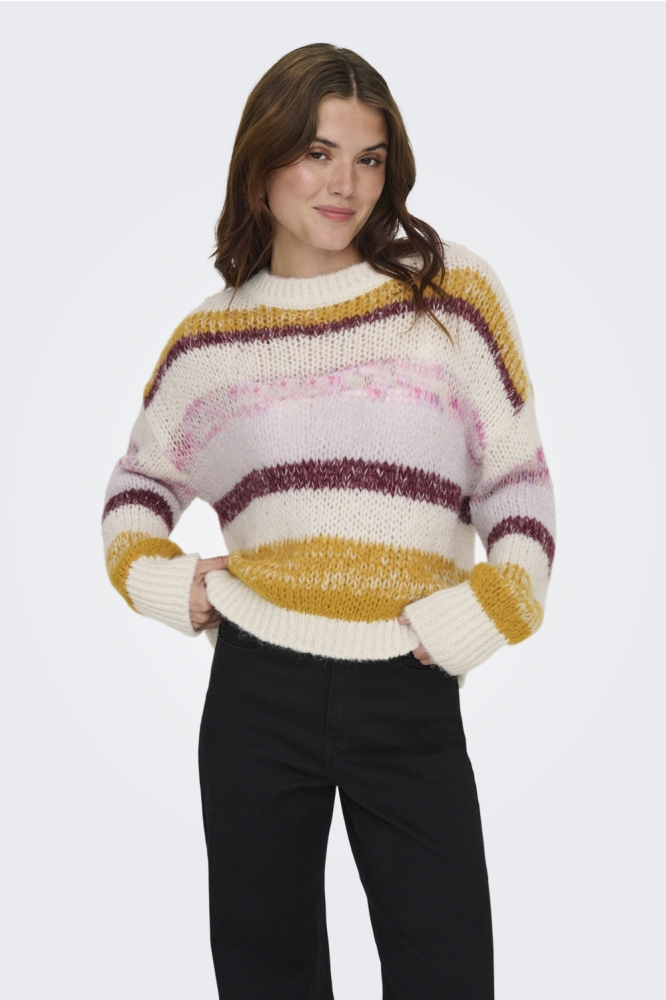 Only beige dames trui | Model vooraanzicht