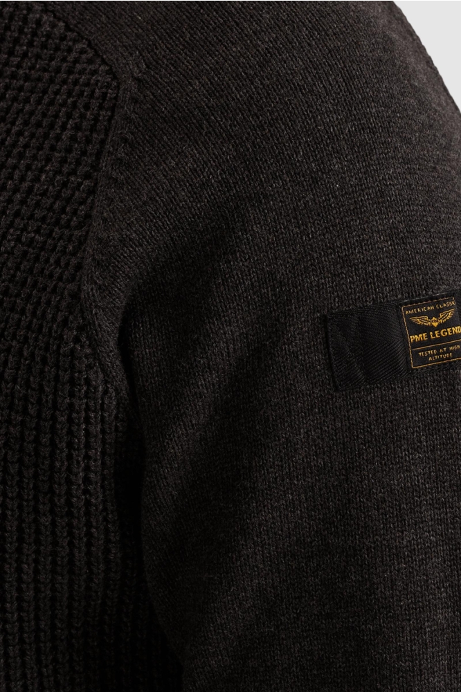 PME legend grijze heren trui | Close up