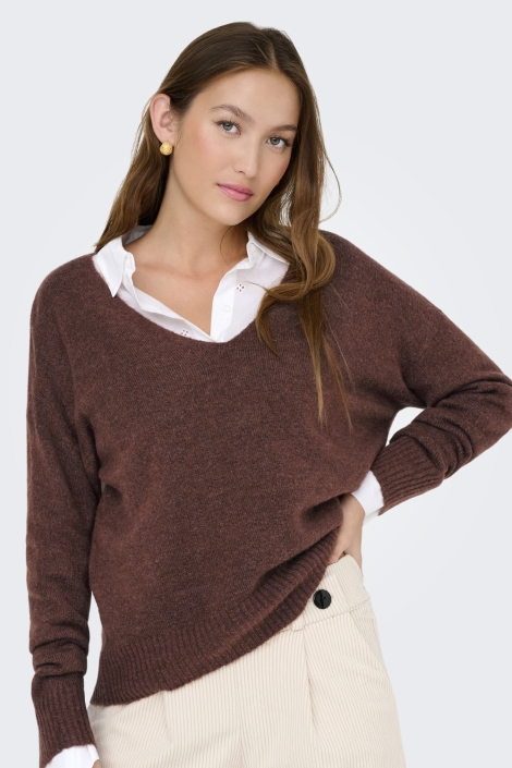 Jacqueline de Yong bruine dames trui | Model vooraanzicht