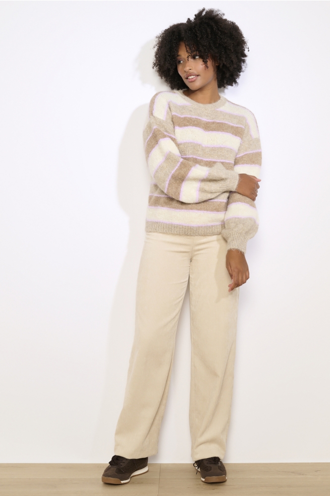 LolaLiza taupe dames trui | Model