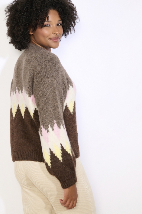 LolaLiza bruine dames trui | Model zijaanzicht