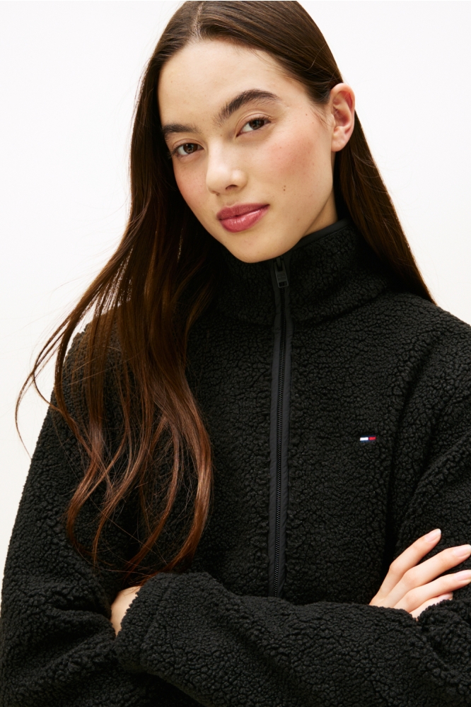 Tommy Jeans zwarte dames vest | Close up