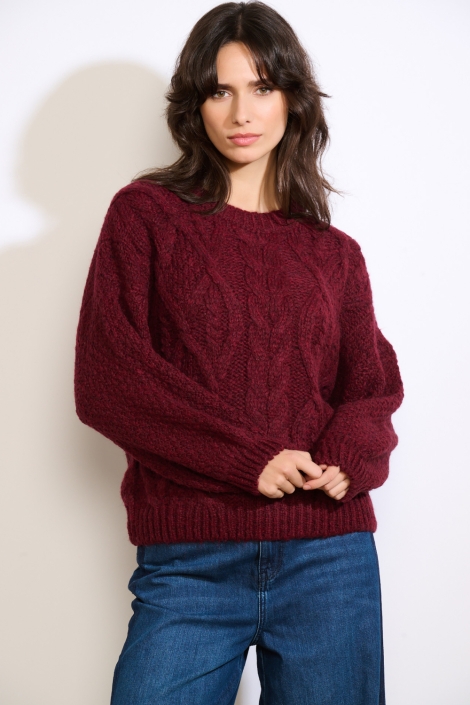 LolaLiza bordeaux dames trui | Model vooraanzicht