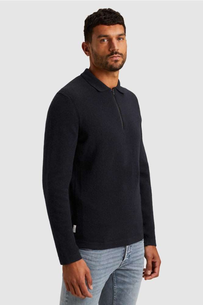 Cast Iron blauwe heren trui | Model zijaanzicht