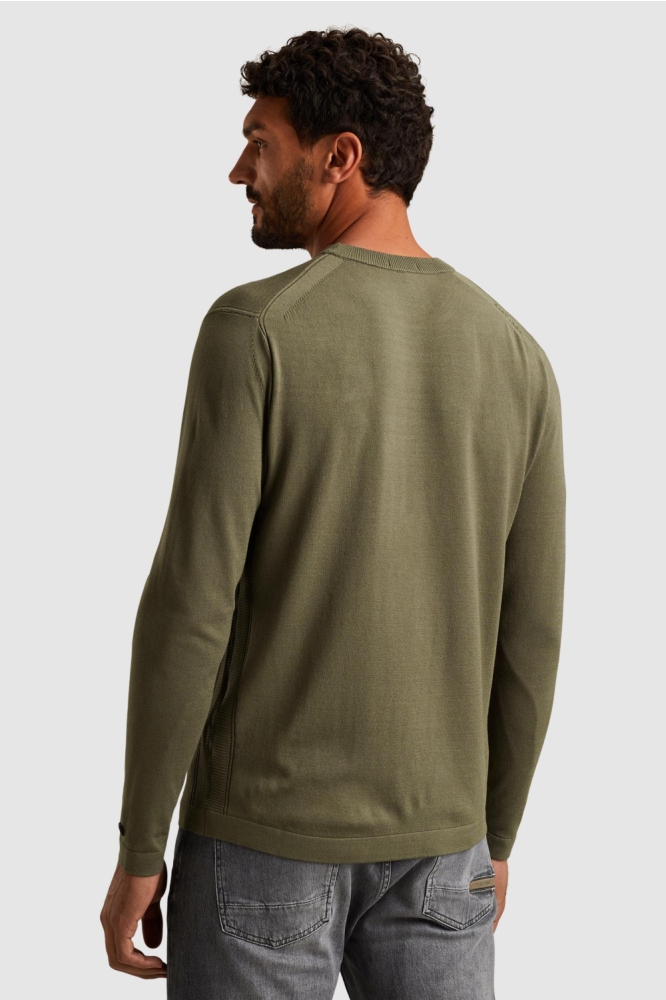 Cast Iron groene heren trui | Model achteraanzicht