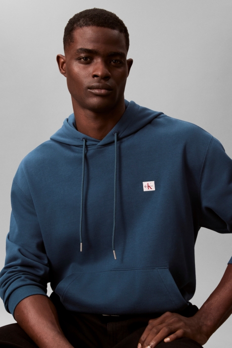 Calvin Klein blauwe heren sweater | Model vooraanzicht