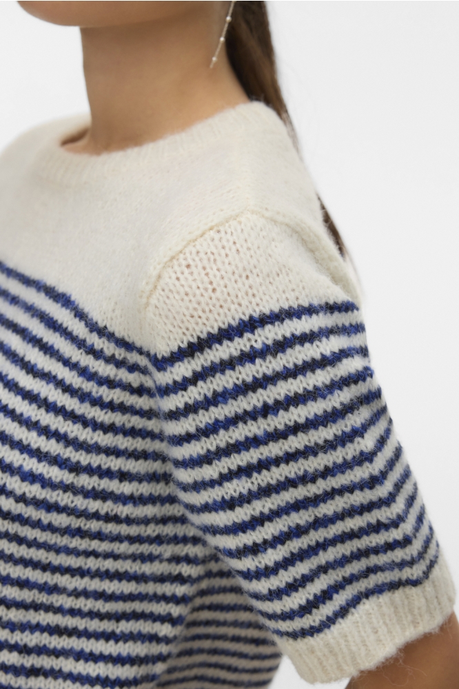 Vero Moda beige dames trui | Close up