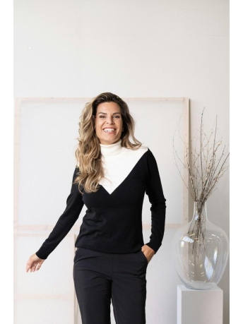 Zoso Trui LUXURY KNITTED SWEATER ROOS 235 0144 BLACK/OFF WHITE