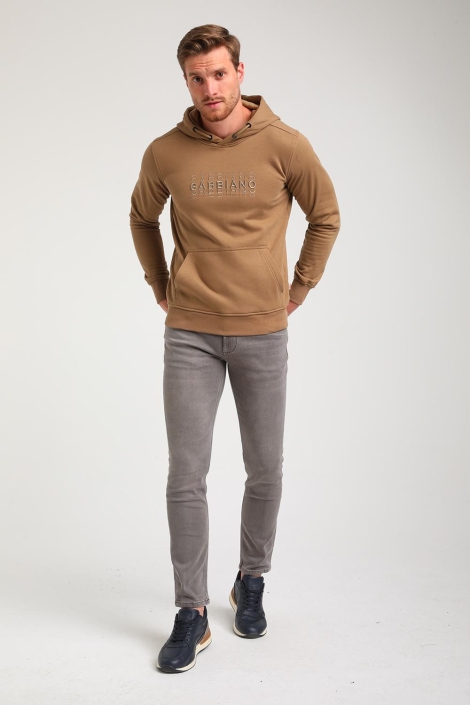 Gabbiano camel heren sweater | Model