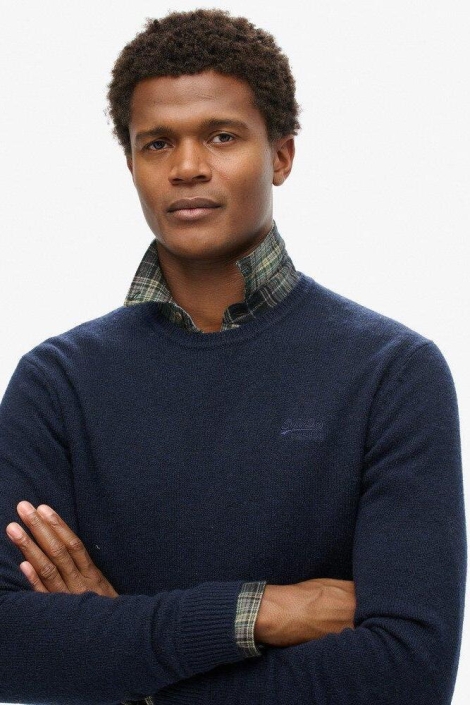 Superdry blauwe heren trui | Model vooraanzicht