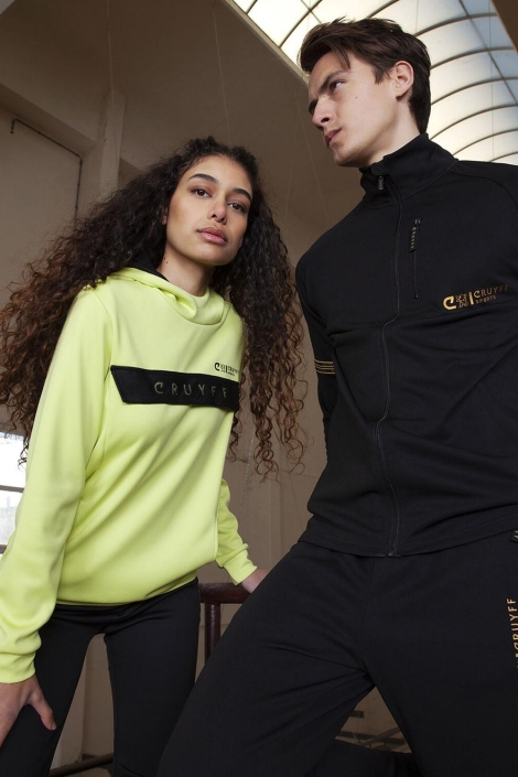 Cruyff multi color heren sweater | Sfeerbeeld, In situatie