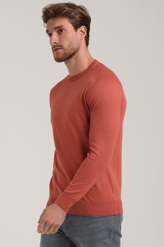 Gabbiano oranje heren trui | Model zijaanzicht