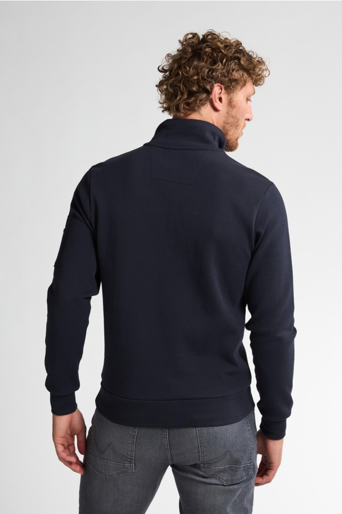 Petrol Industries blauwe heren sweater | Model achteraanzicht