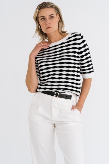 Maicazz Trui NAYARA TRUI SU25 70 207 OFF WHITE BLACK