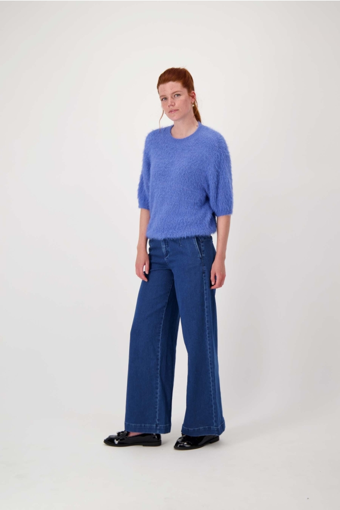 Zusss blauwe dames trui | Model