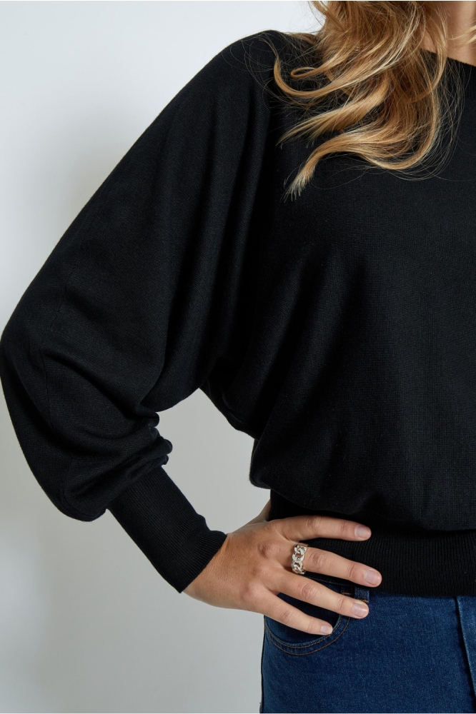 Minus zwarte dames trui | Close up
