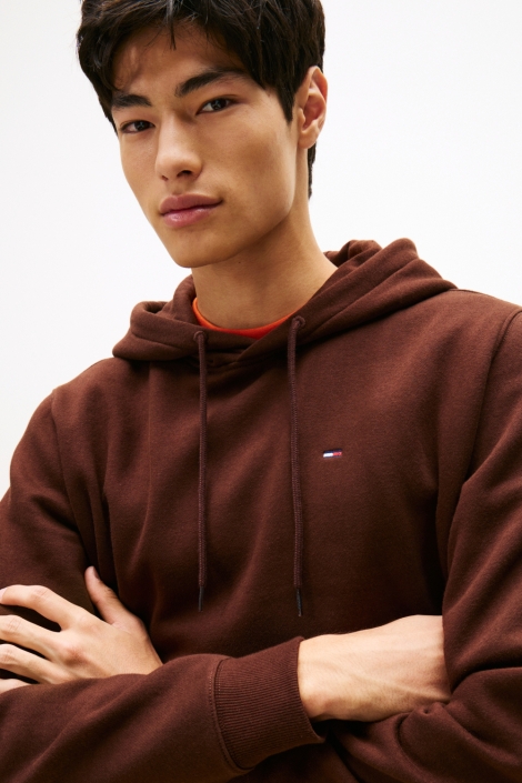 Tommy Jeans bruine heren sweater | Close up