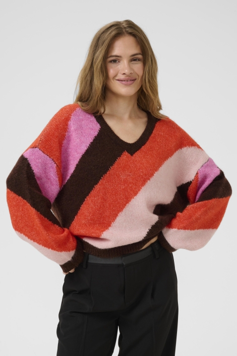Culture bruine dames trui | Model vooraanzicht