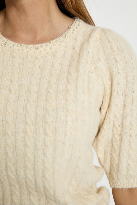 Peppercorn ecru dames trui | Close up