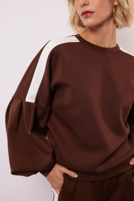Fluresk bruine dames sweater | Close up