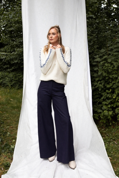 I-coni-K ecru dames trui | Model