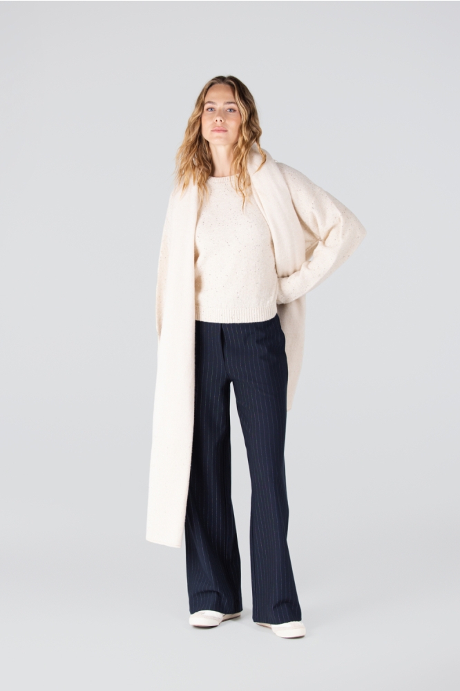 Juffrouw Jansen ecru dames trui | Model