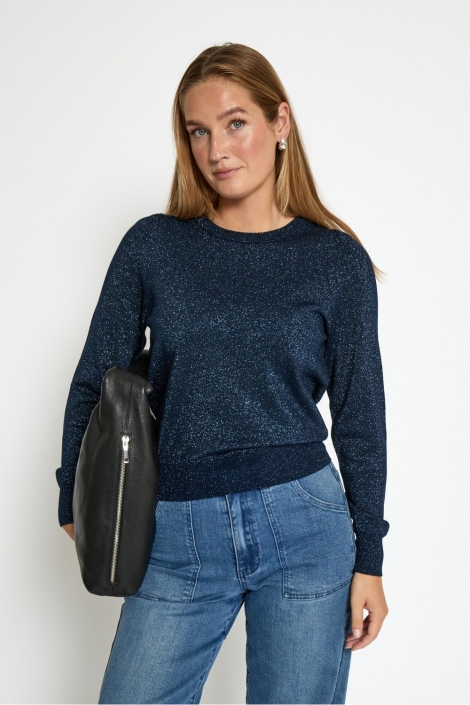 Peppercorn blauwe dames trui | Model vooraanzicht